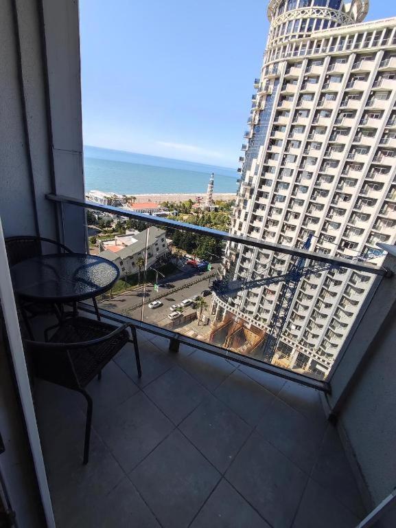 Apartment On Sherif Khimshiashvili Street 15B Batumi Eksteriør bilde