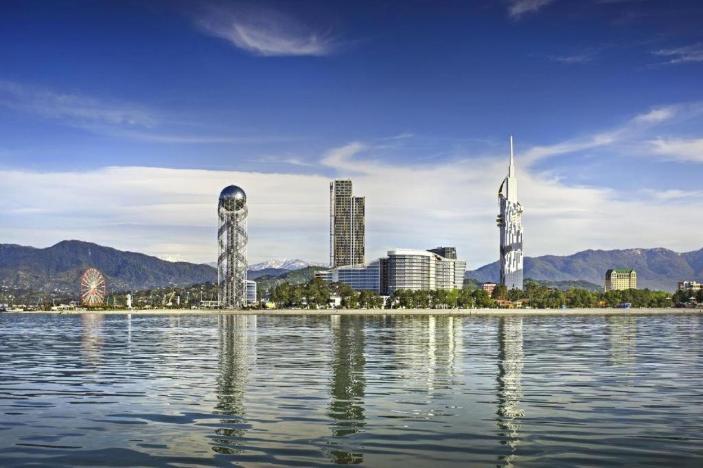 Apartment On Sherif Khimshiashvili Street 15B Batumi Eksteriør bilde