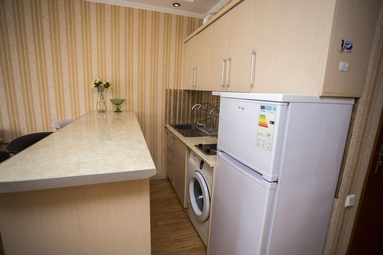 Apartment On Sherif Khimshiashvili Street 15B Batumi Eksteriør bilde