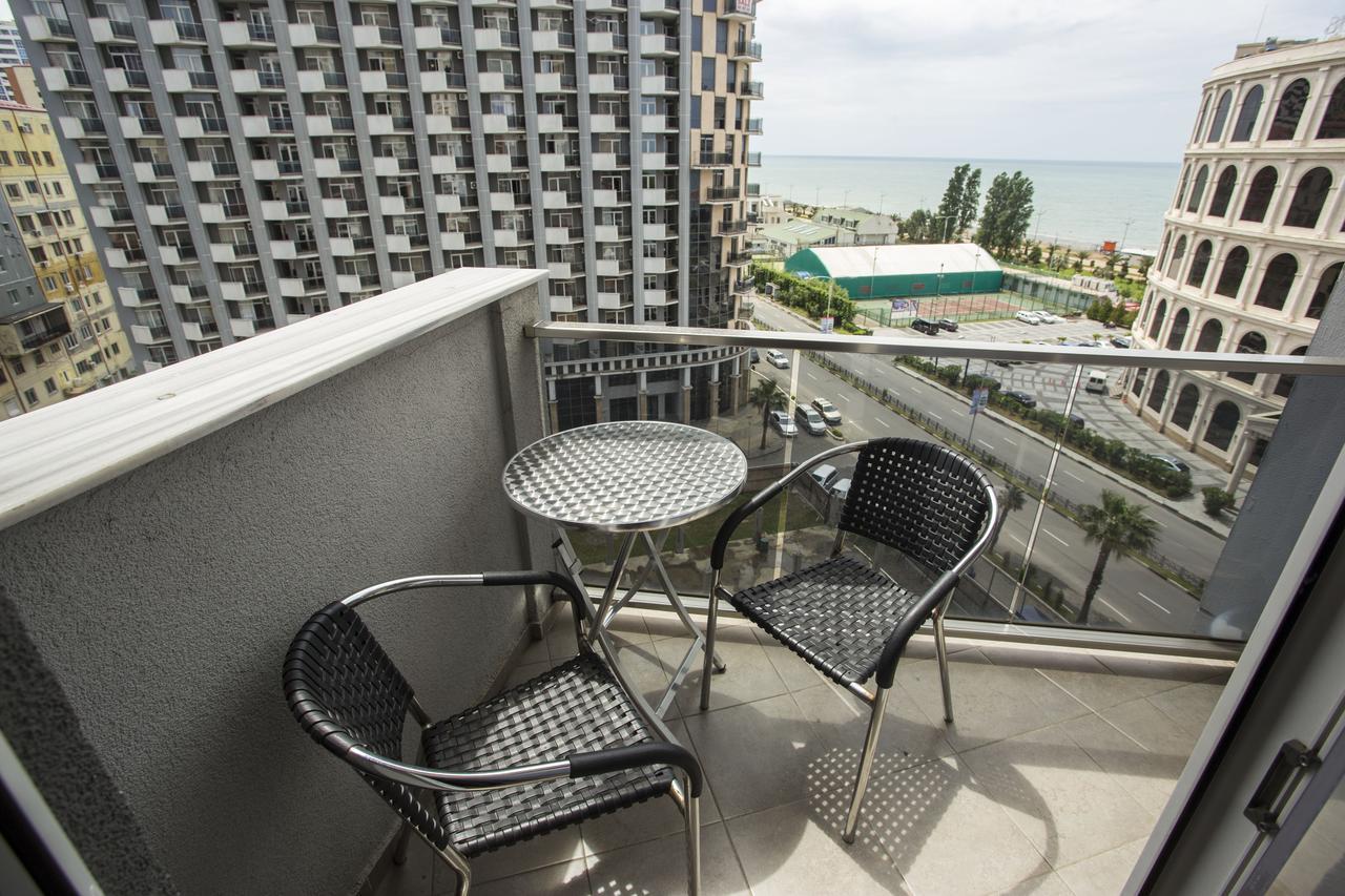 Apartment On Sherif Khimshiashvili Street 15B Batumi Eksteriør bilde