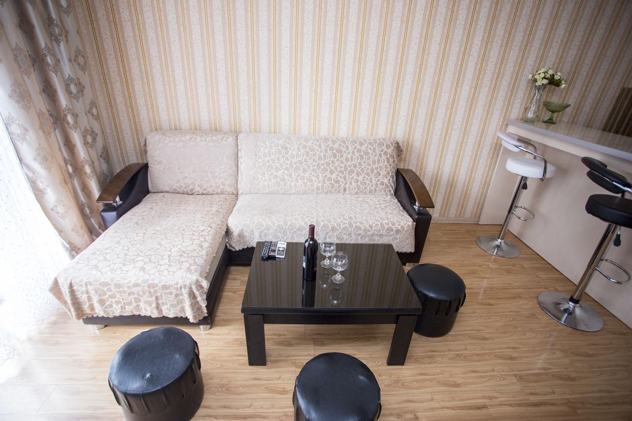 Apartment On Sherif Khimshiashvili Street 15B Batumi Eksteriør bilde