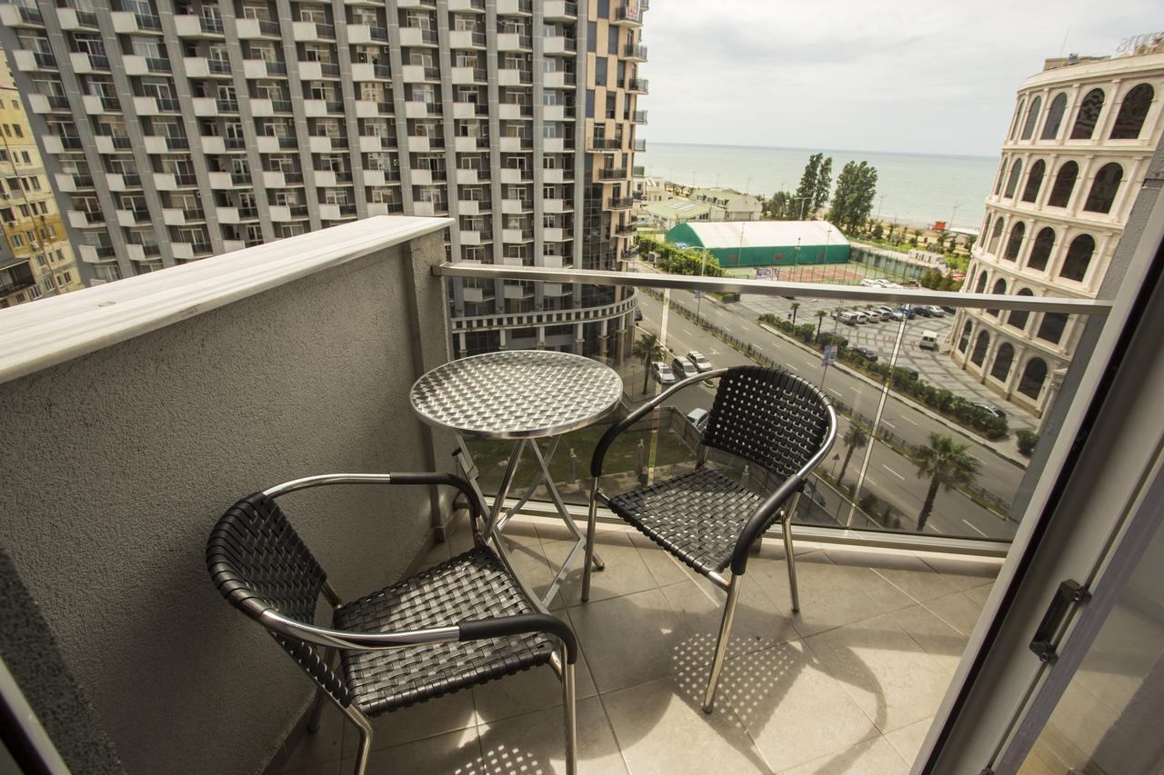 Apartment On Sherif Khimshiashvili Street 15B Batumi Eksteriør bilde
