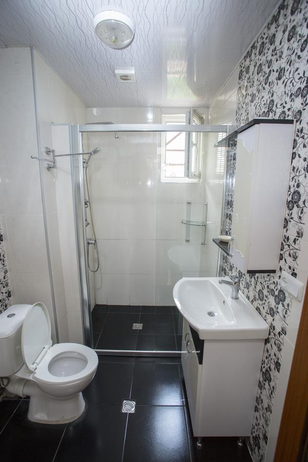 Apartment On Sherif Khimshiashvili Street 15B Batumi Eksteriør bilde